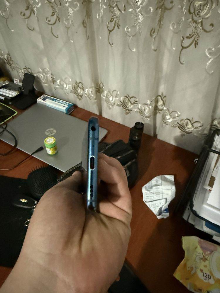 LG G7 Thinq 128 гб