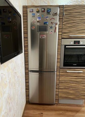 Продам Холодильник Продам холодильник Samsung Smart Touch,