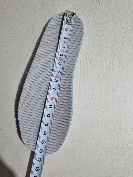 Adidasi fete marime 25