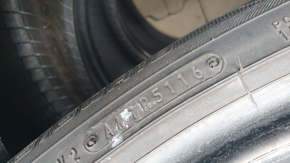 Anvelope vara 215/50 R18