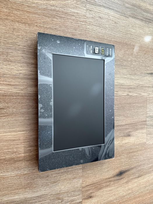 Sony дигитална фото рамка