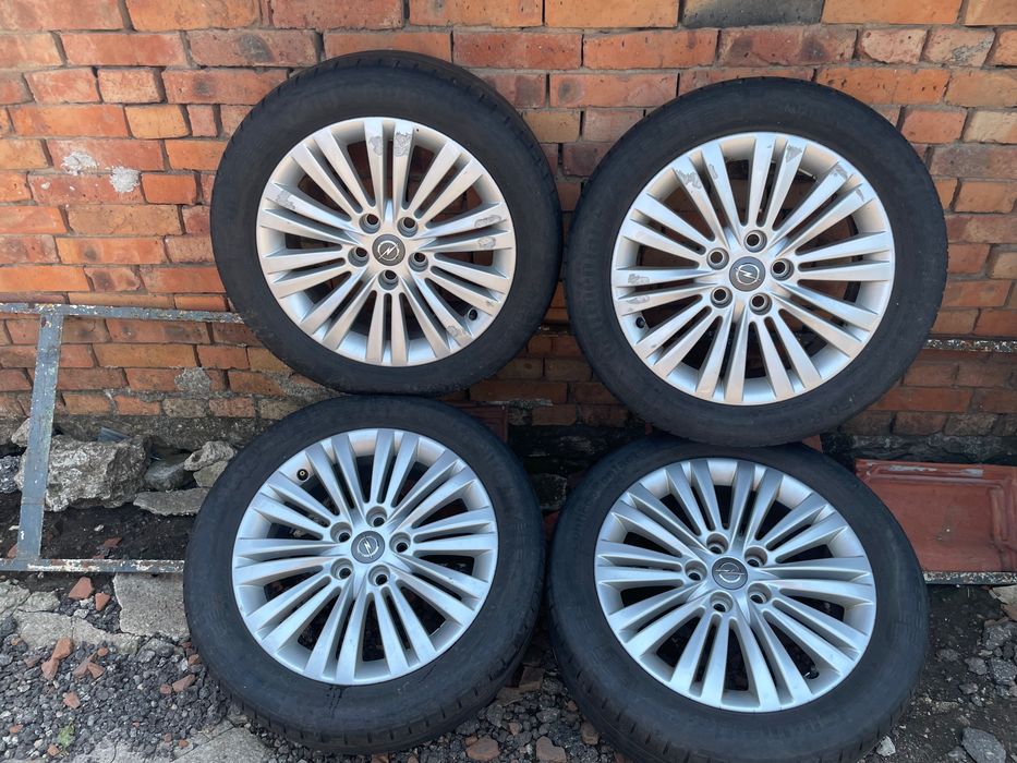 17 Ал. джанти с летни гуми Опел