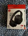 Casti JBL in cutie