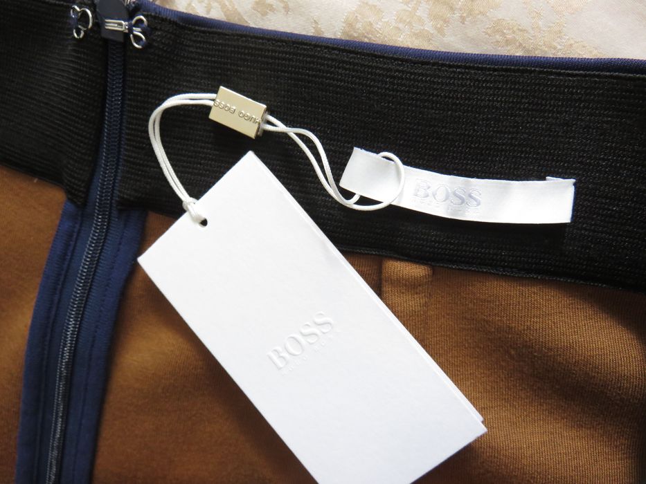 Пола Hugo Boss, миди дължина, S, нова