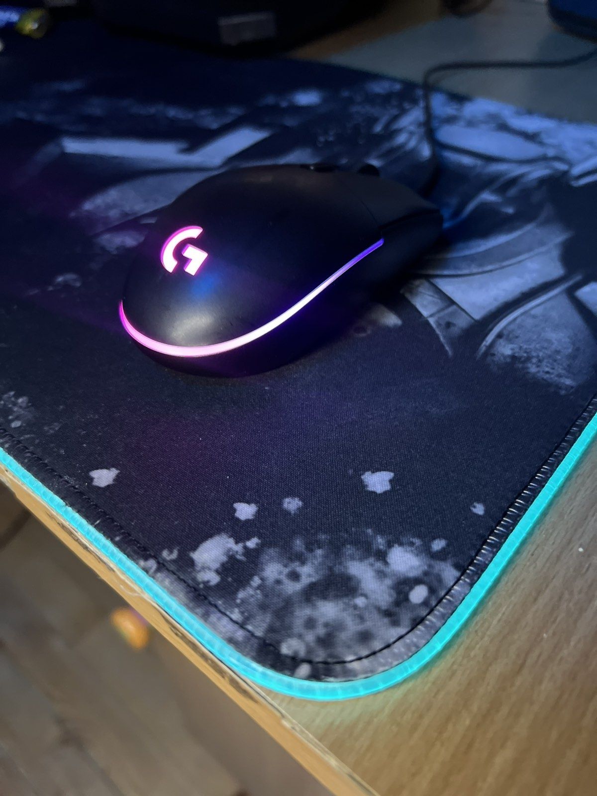 Мишка Logitech G102