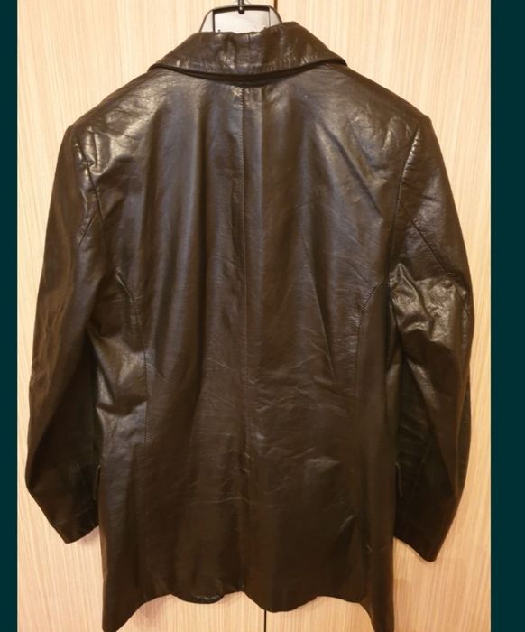 Geacă de piele stil sacou,Italia.