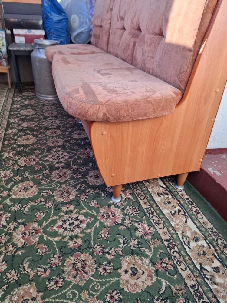 Кухонный диван 1,5 м