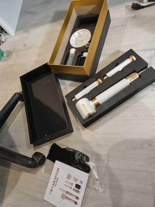 LIVRARE GRATIS 7 în 1, uscător de păr ionic cu difuzor Dyson