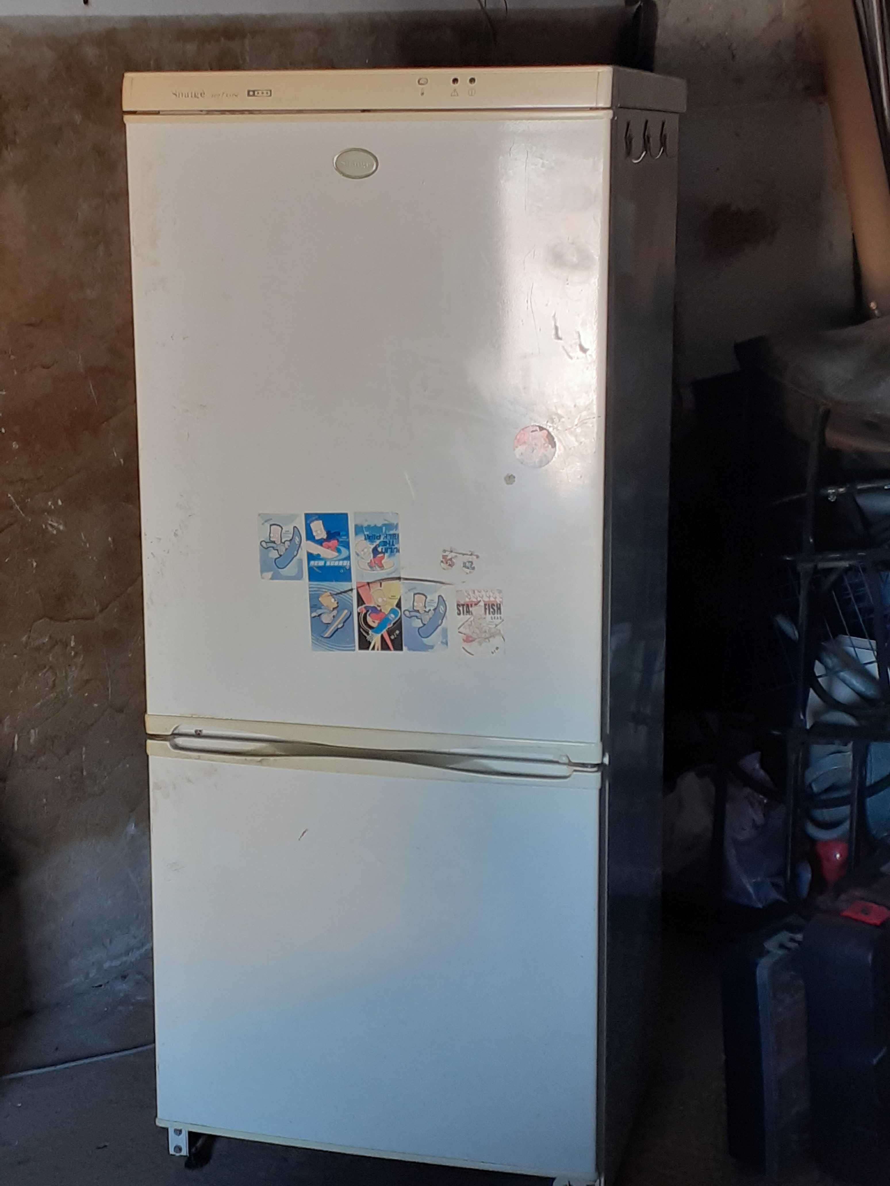 Продам холодильник Snaige-2Х, с отдельной морозильной камерой