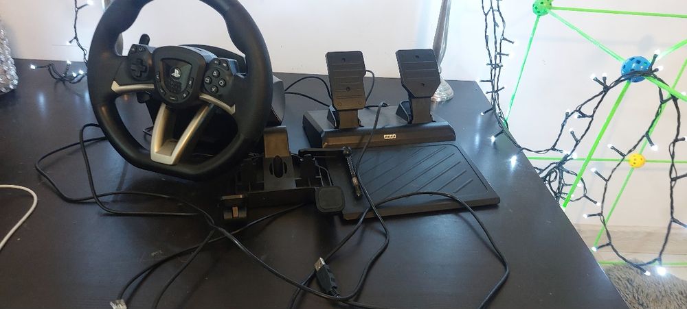 Vând volan gaming pentru ps 5 ps 4 pc