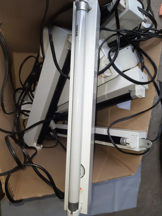 Corp de neon marca Elon,cu neoane Osram,la priza