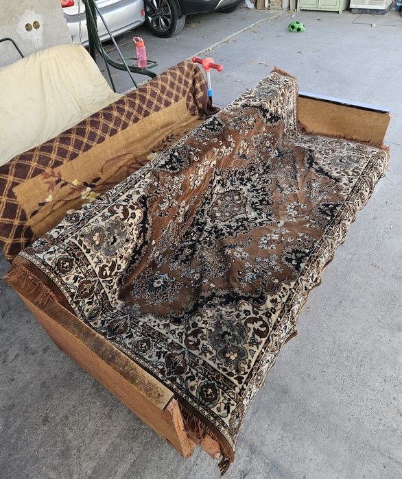 Отдам даром диван