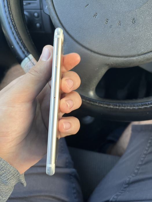 Iphone 7  Gold 32 GB stare ok