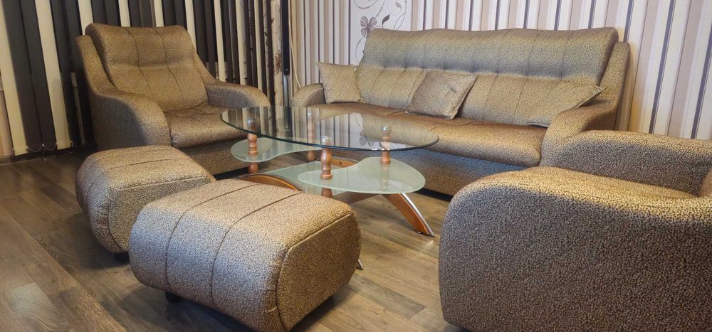 Холна гарнитура - диван , 2 фотьойла, 2 табуретки