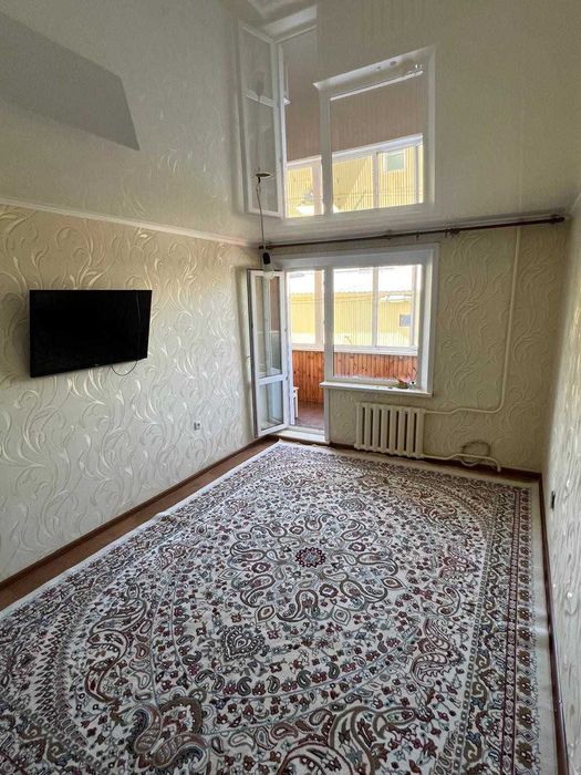 Продам 2-комнатную квартиру в мкр Западный