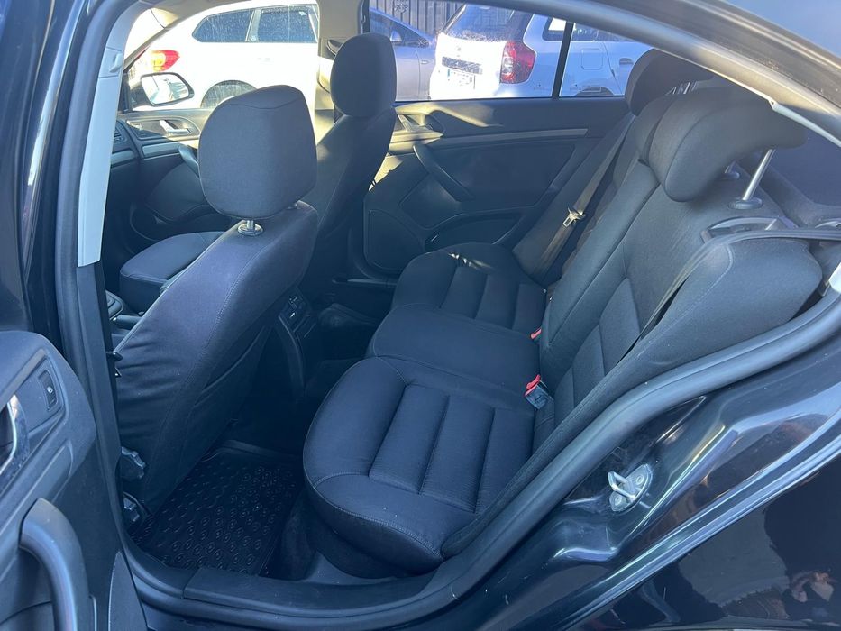 *Skoda Octavia 2008 unic proprietar*