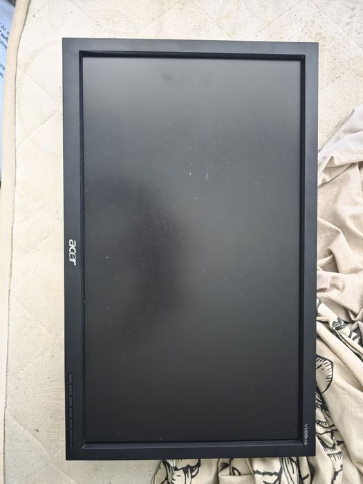 Vând 2 monitoare
