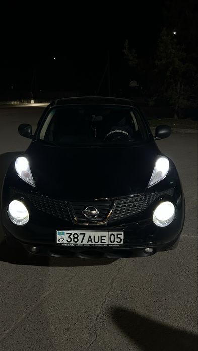 Продам машину Nissan