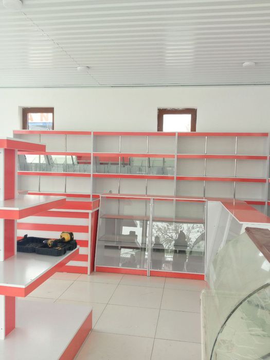 Magazen uchun stellaj