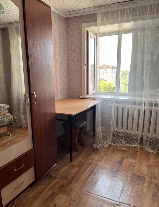 Продам двухкомнатную квартиру в общежитии