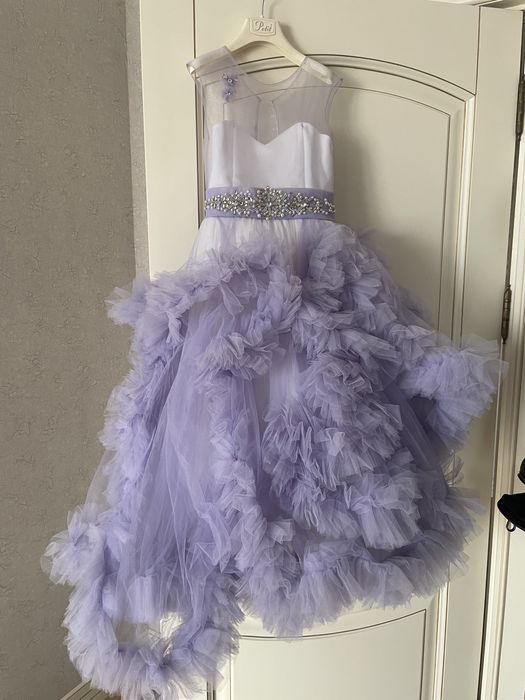 Платье на девочку 5-7 лет