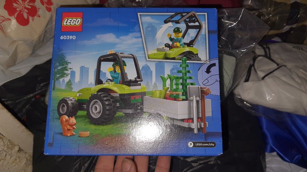 Oferta Lego tractor,gradinarit