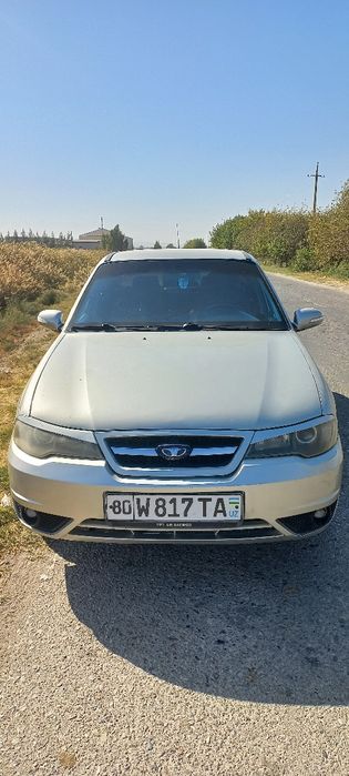 Avtomashina sotiladi