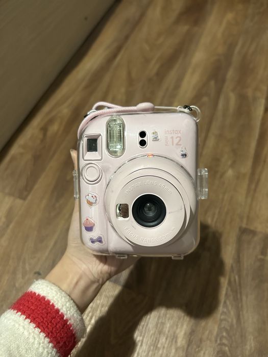 Продается InstaX mini 12