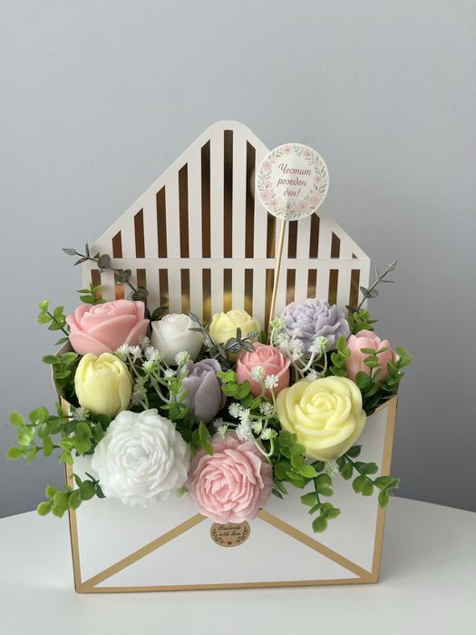 Букет сапунени цветя в плик