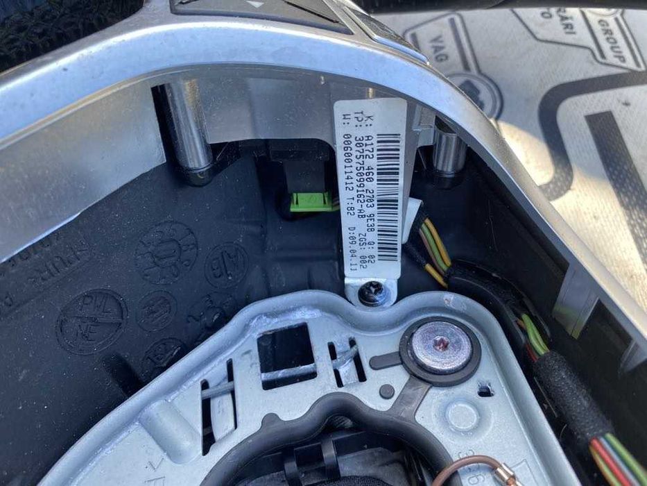 Volan tesit AMG cu padele Mercedes C Class 2015 W204