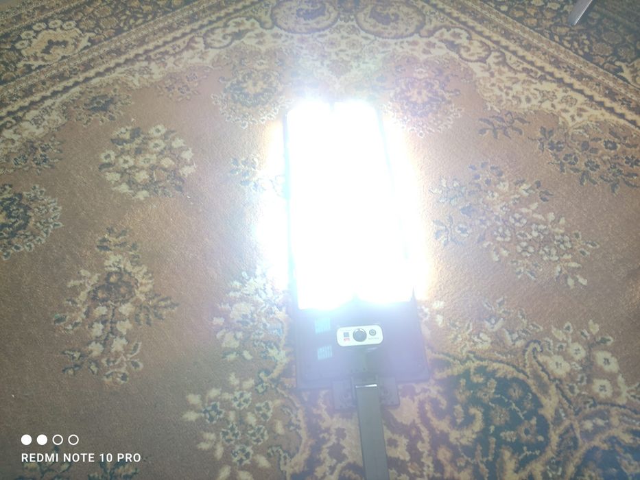 PROMOTIE! Lampă solară cu senzor de mișcare (504 LED SMD)