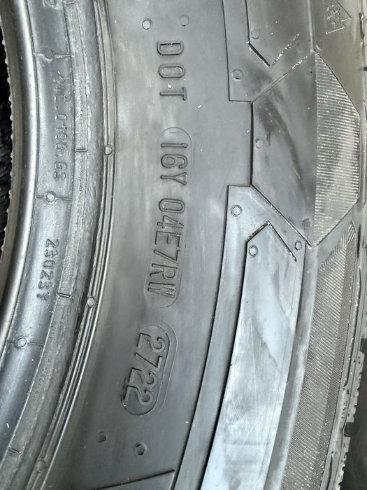 Continental 235 65 R16C Dot 2022