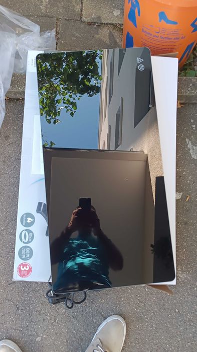 Нов електрически стъклен конвектор