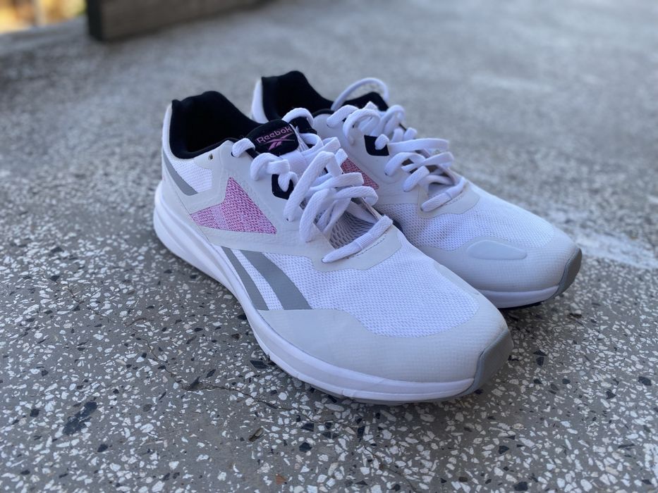 Маратонки Reebok , 39 номер