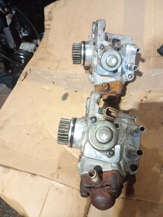 Pompa inalte pompa injectie Peugeot boxer 2.0hdi euro6 cod 9674984480