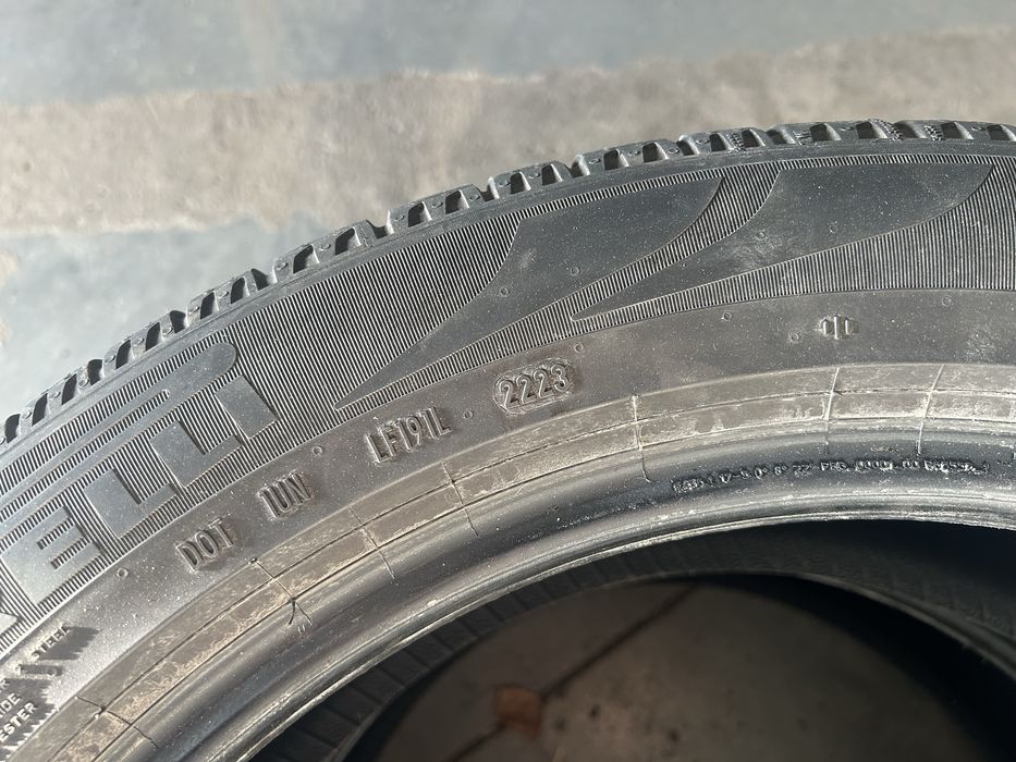 Всесезонни гуми 235/50/19  Pirelli