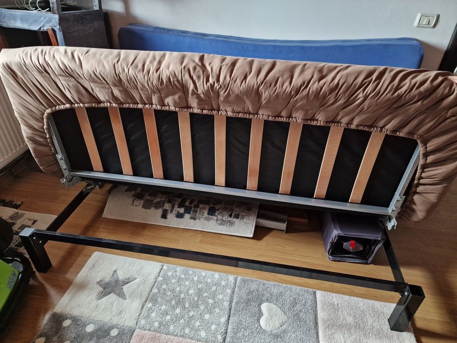 Canapea extensibila 2 locuri saltea burete