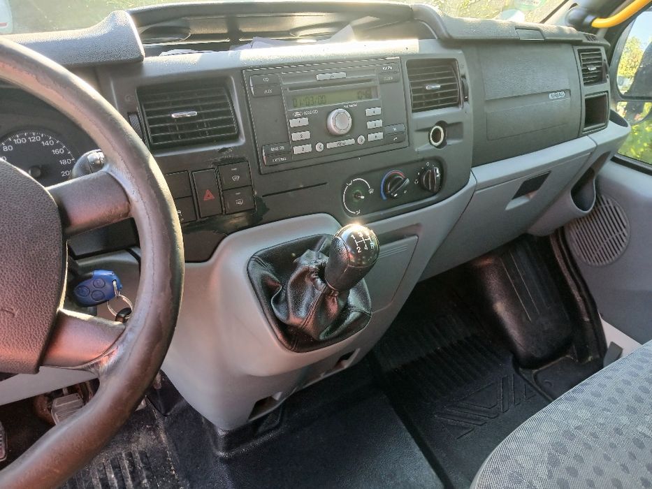 Avand Ford transit, 9 locuri!!!