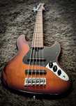 Chitara bas Marcus Miller Sire V5 (5 corzi) + case Harley Benton