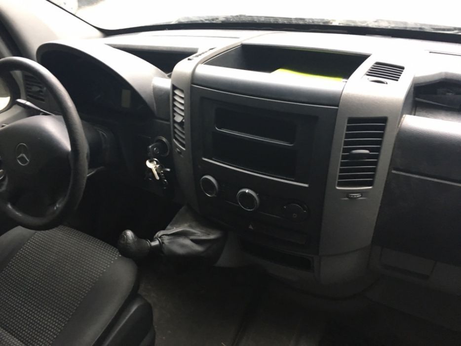 Piese mercedes sprinter w906 motor 2.2cdi euro 4 usi punte injectoare