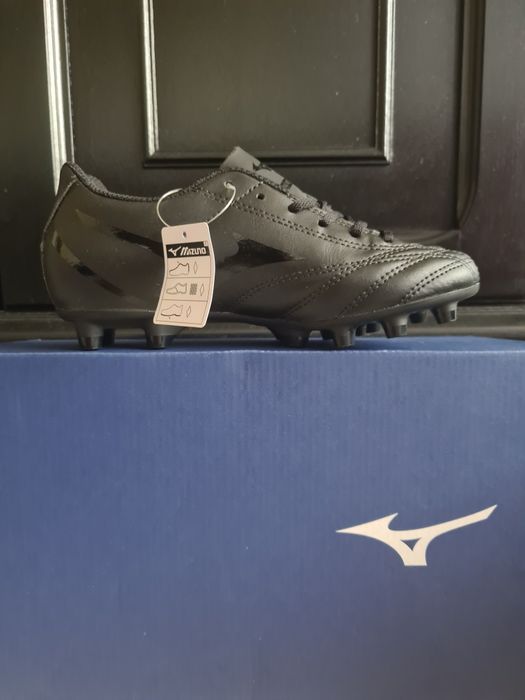 Бутонки MIZUNO номер 33
