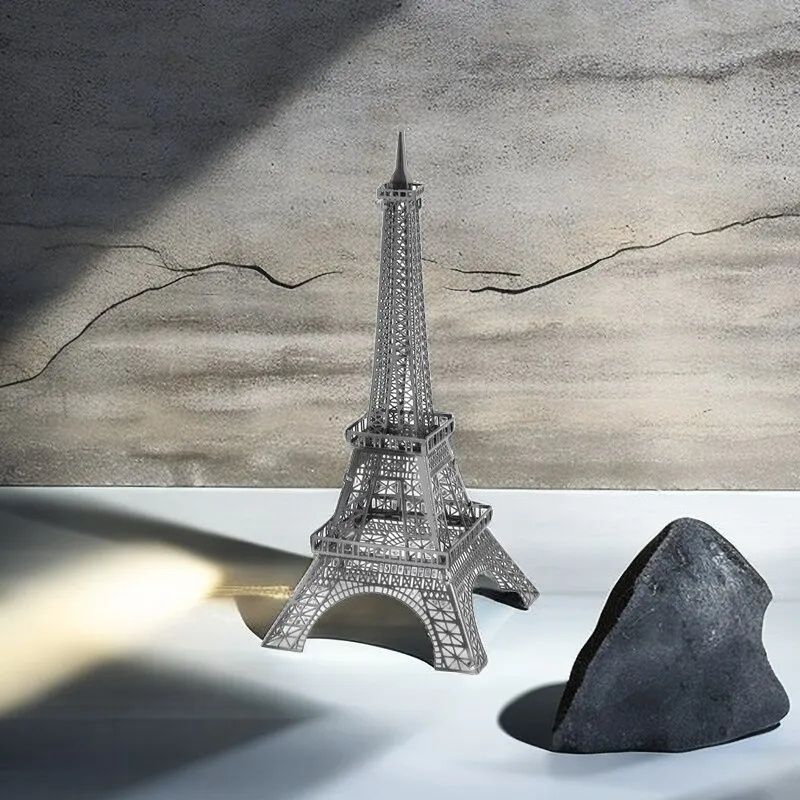 Puzzle 3D metalic Turnul Eiffel. Oțel inoxidabil, poate fi manevrat