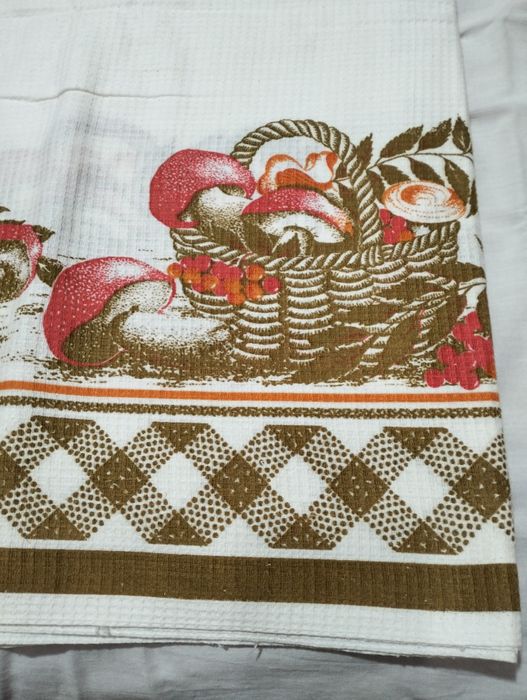 Новые: отрез ткани, напарники, полотенца СССР