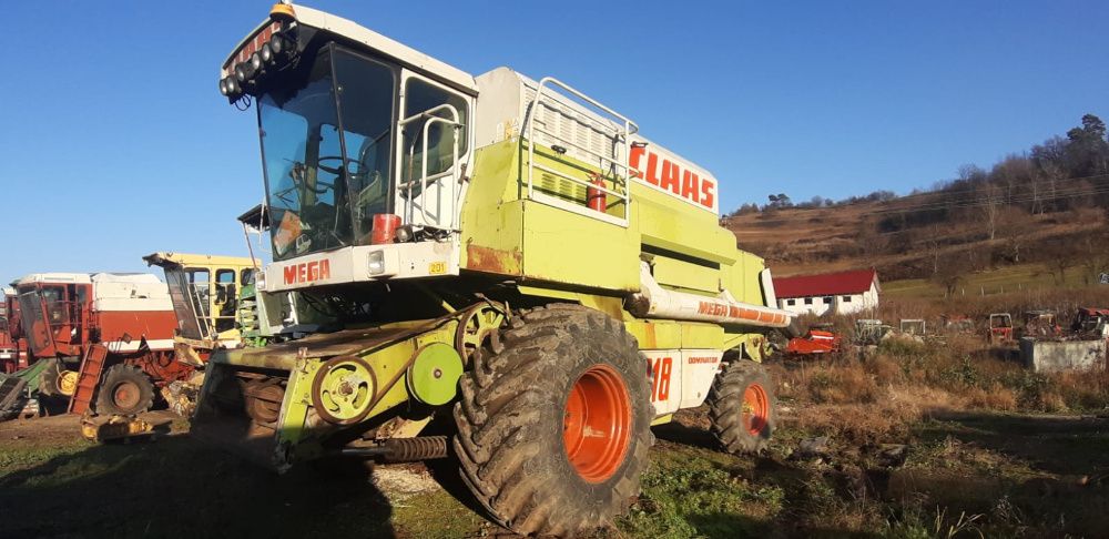 Dezmembram combina Claas Dominator 218