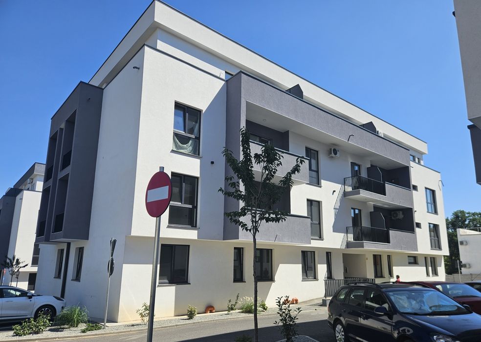 Vand apartament cu 2 camere langa Baile Felix