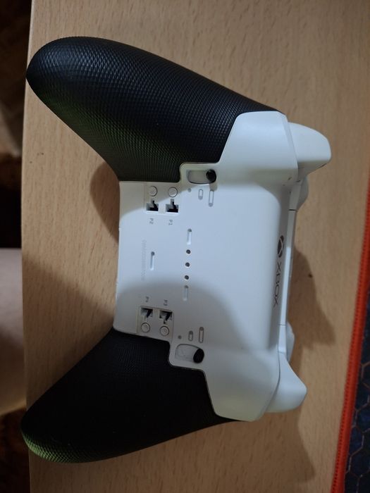 Vând Xbox serie S 1tb stocare
