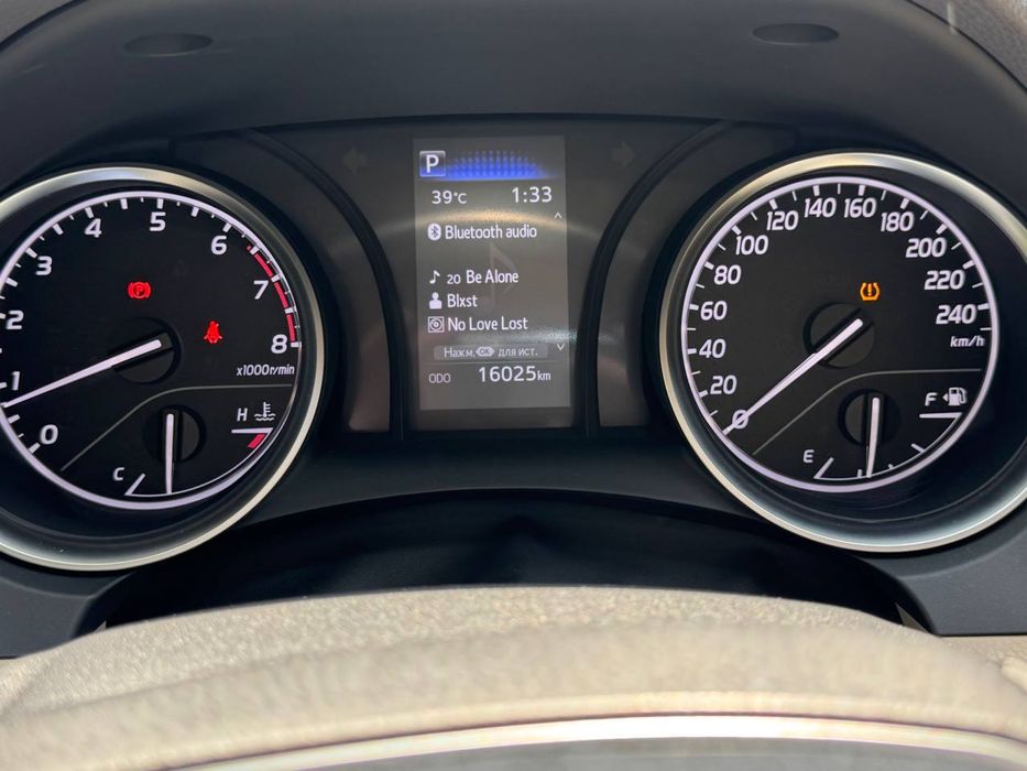 Toyota Camry 2020 год