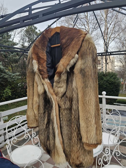 Кожено дамско палто от лисица около M