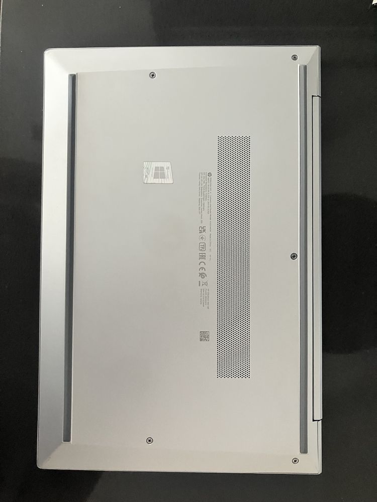 HP лаптоп