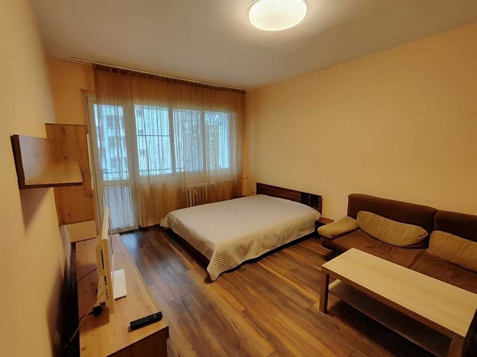 Дава се под наем Едностаен апартамент в София, Студентски град - 46 кв.м за 425 € - Снимка #2